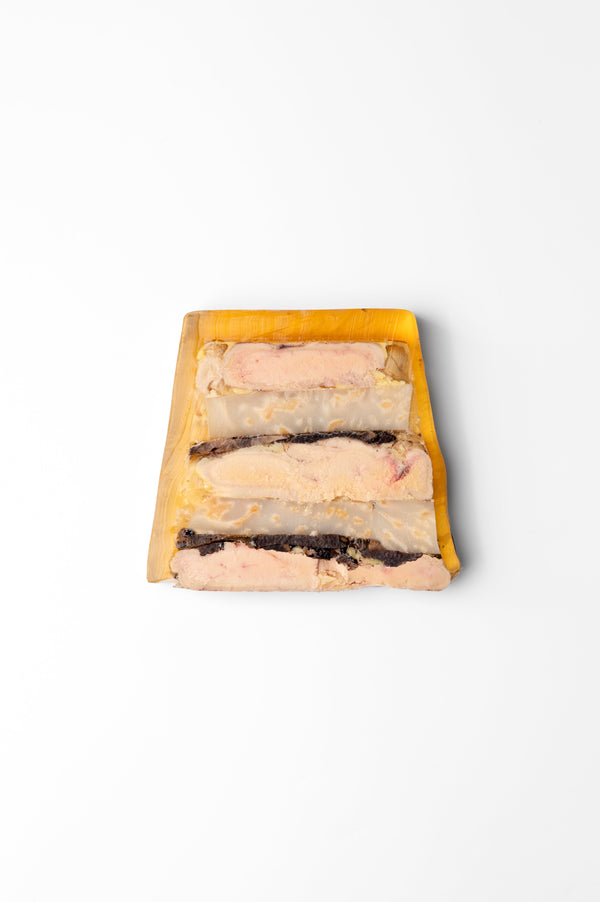 Terrine de foie gras, truffe noire et céleri fumé